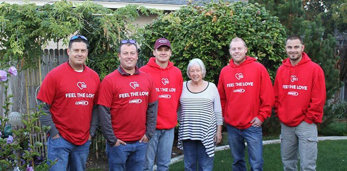 Helping Hands with the Feel The Love Program